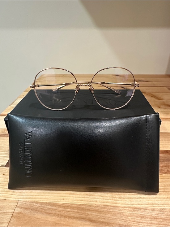 Valentino Garavani Accessories - Valentino Round Gold Metal Frame Glasses; NWOT